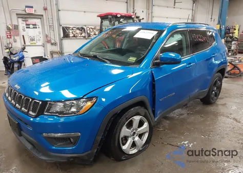 2021 Jeep Compass Latitude 4X4 z USA, uszkodzony, nr VIN 3C4NJDBBXMT521258